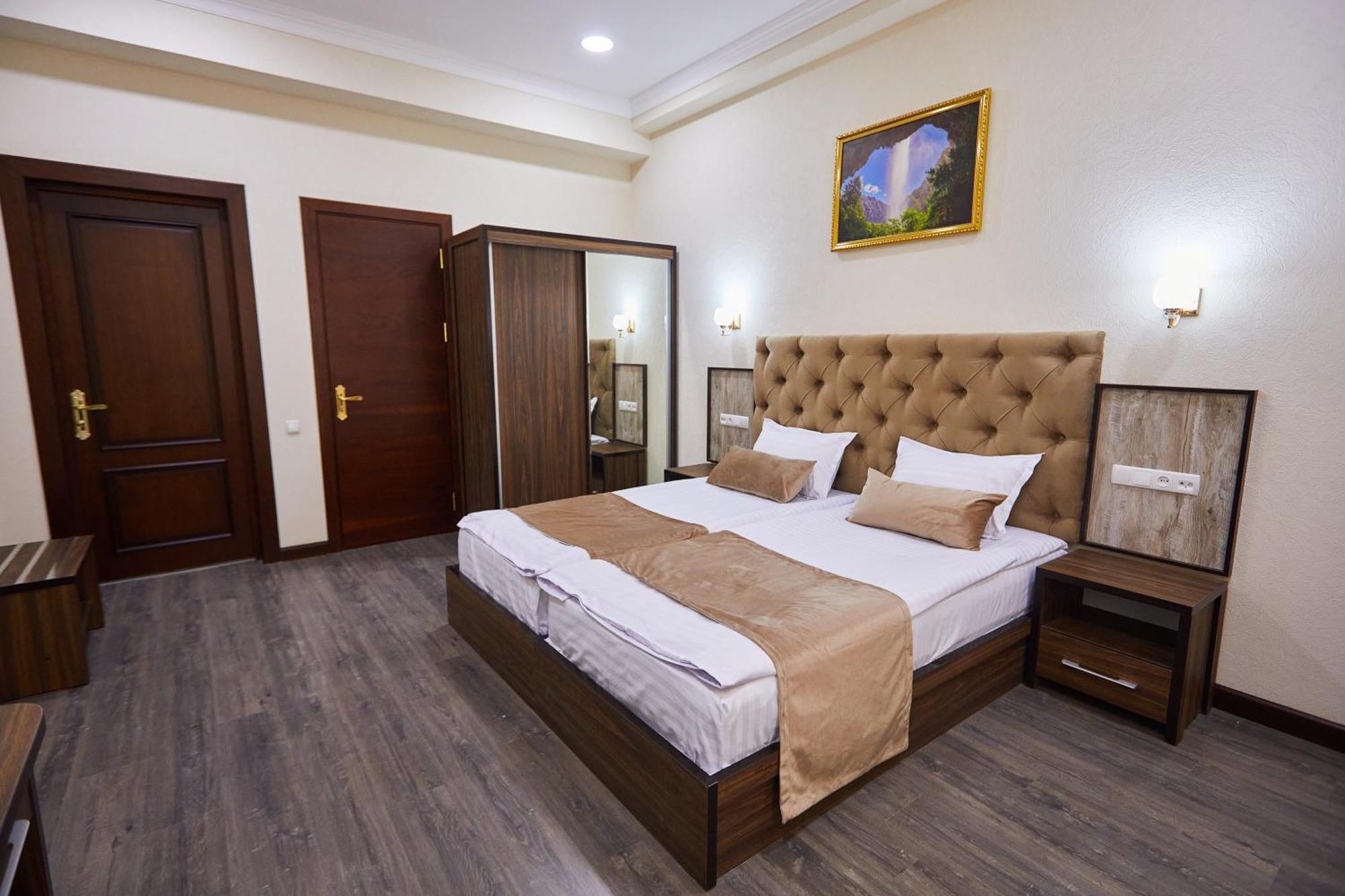 Grand Art Otel Taşkent Dış mekan fotoğraf